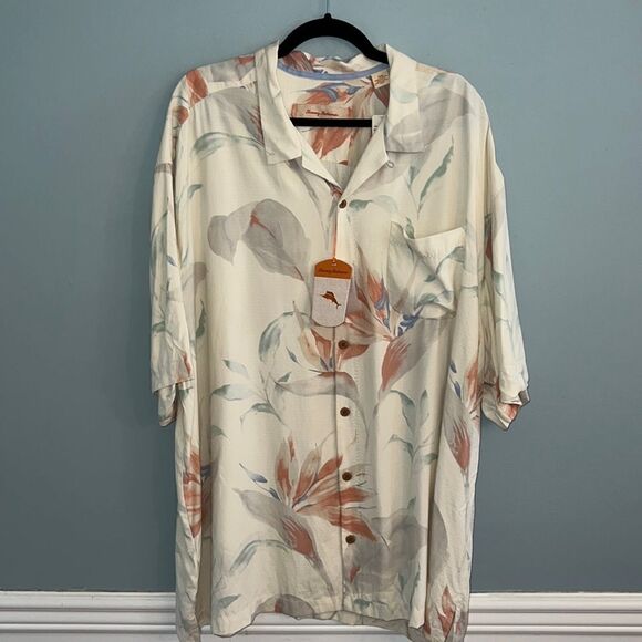 Tommy Bahama NWT 100% Silk Hawaiian shirt Men’s 2XL Big & Tall - Picture 2 of 13